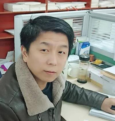 jdb电子夺宝官方优秀教师——吴端正